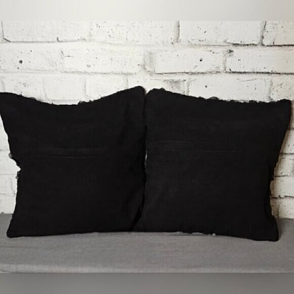 4 × Throw Pillow Covers. 2 Grey & Silver Damask and 2 3D Chiffon Black Rose - Picture 8 of 9